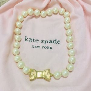 Kate Spade All Wrapped Up Faux Pearl Short Necklace with Gold Tone Bow